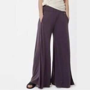 Sweaty Betty Peaceful Split Wide Leg Trousers Size Medium Purple Palazzo Pants